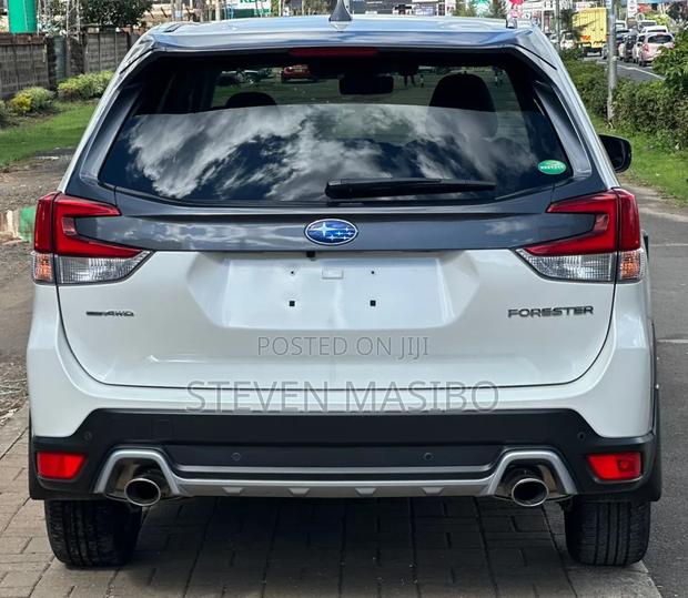 Subaru 1800 2020 White