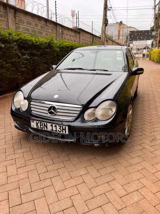 Mercedes-Benz C200 2005 Black