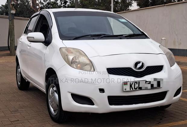 Toyota Vitz 2010 White