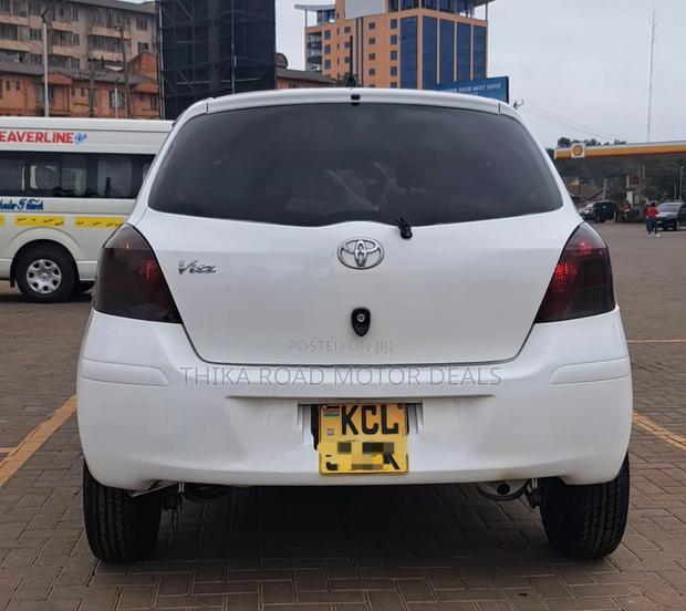 Toyota Vitz 2010 White