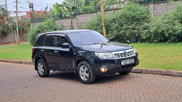 Subaru Forester 2012 Black