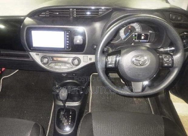 Toyota Vitz 1.5 FWD Hybrid 5dr 2019 Blue