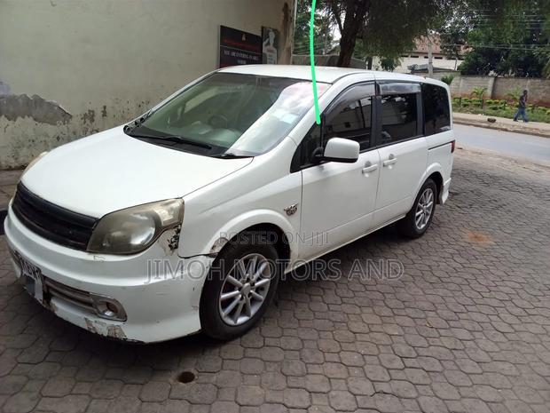 Nissan Lafesta 2006 White