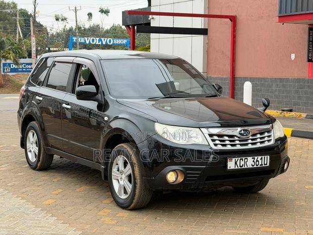 Subaru Forester 2012 Black
