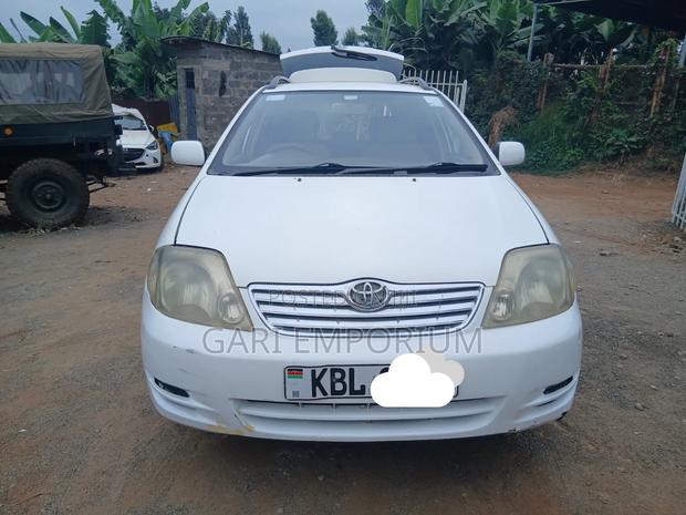 Toyota Corolla Fielder 2003 White