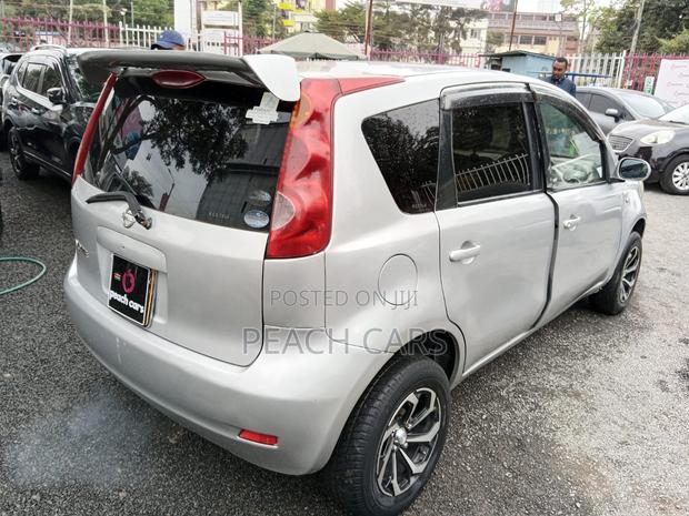 Nissan Note 2012 Silver