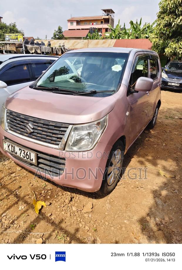 Suzuki Wagon R 2015 Pink