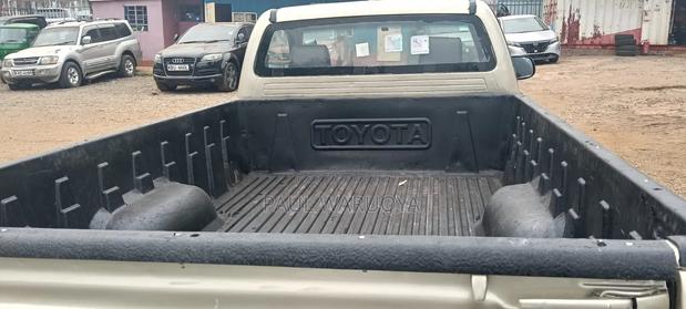 Toyota Hilux 2008 Beige