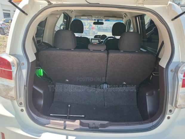 Toyota Spade 2016 White