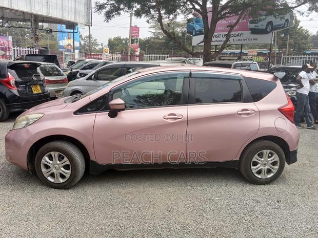 Nissan Note 2014 Pink