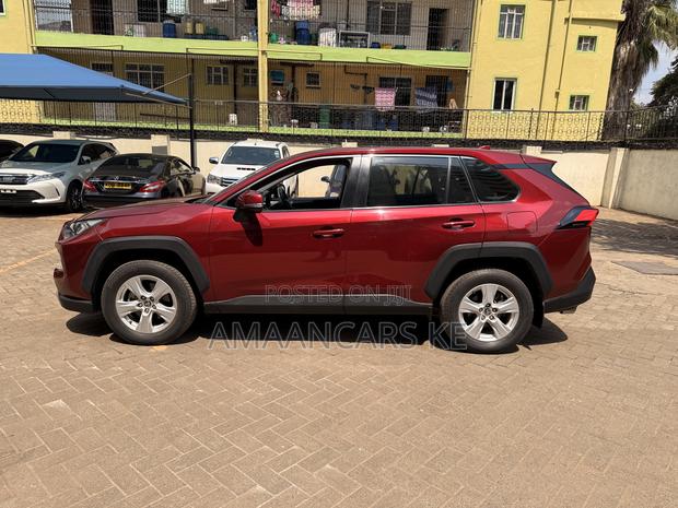 Toyota RAV4 2019 Red
