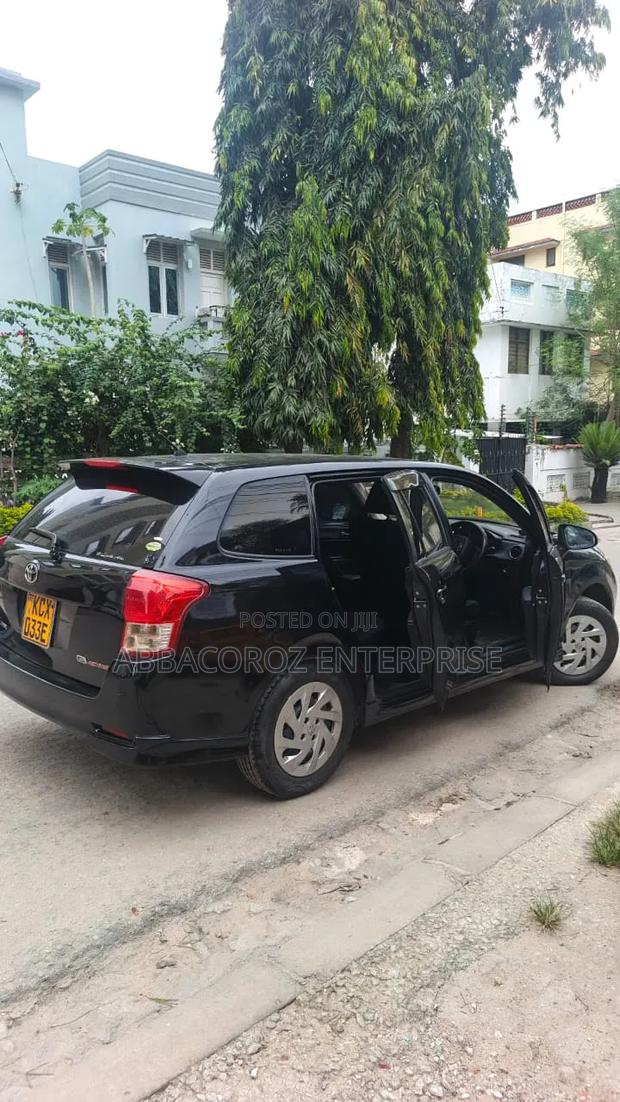 Toyota Corolla Fielder 2012 Black