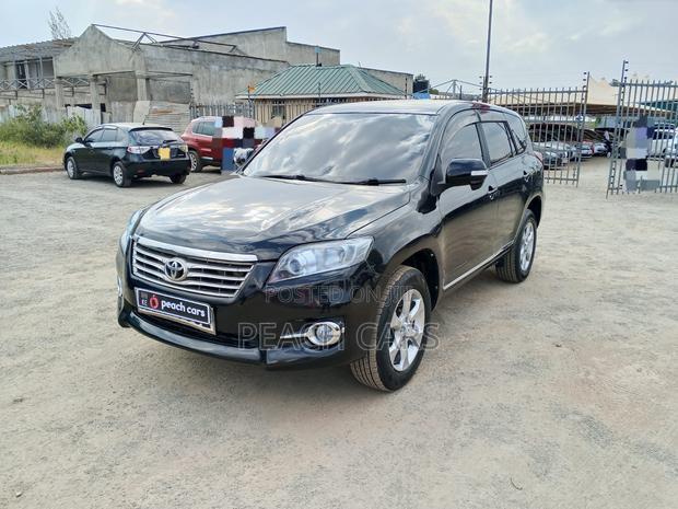 Toyota Vanguard 2010 Black
