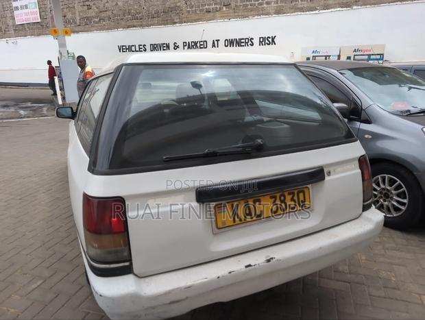 Subaru Legacy 2.5 1996 White