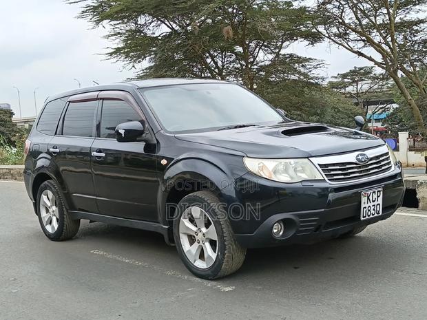 Subaru Forester 2010 Black