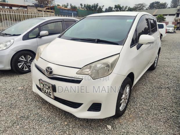 Toyota Ractis 2013 White
