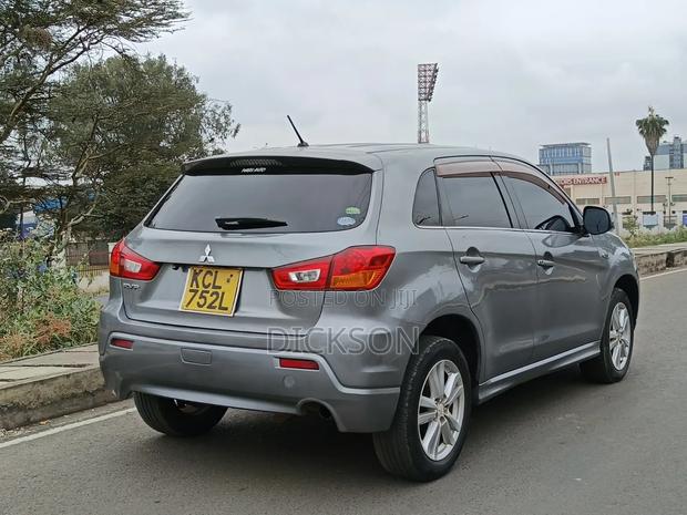 Mitsubishi RVR 2.0 2011 Gray