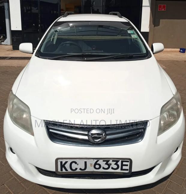 Toyota Corolla Fielder 2010 White