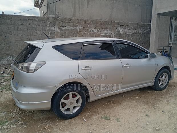 Toyota Caldina 2006 Silver