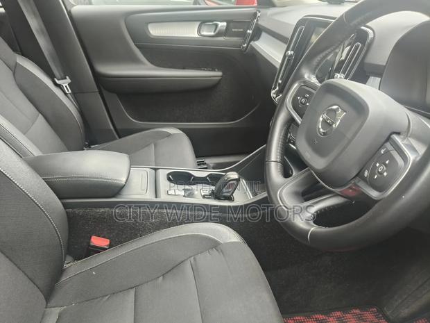 Volvo XC40 2019 Red