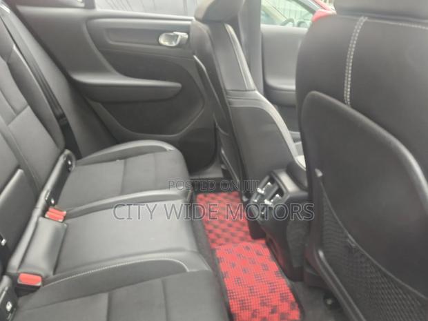 Volvo XC40 2019 Red