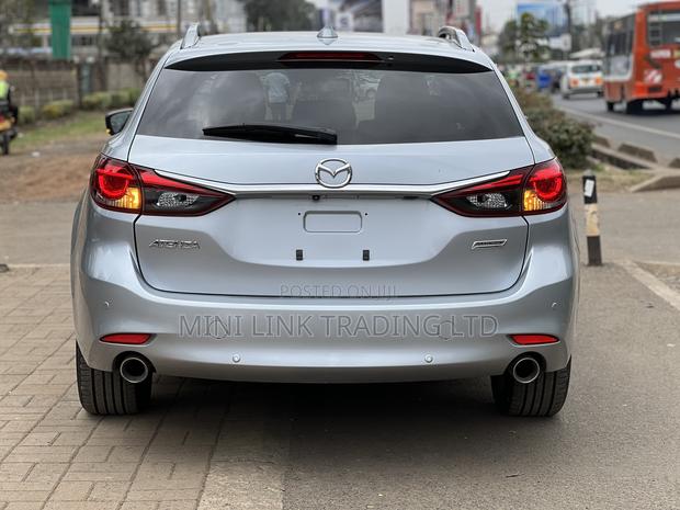 Mazda Atenza 2018 Silver