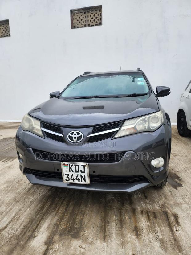 Toyota RAV4 2016 Blue