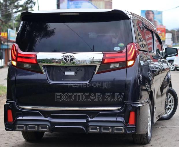 Toyota Alphard 2017 Black