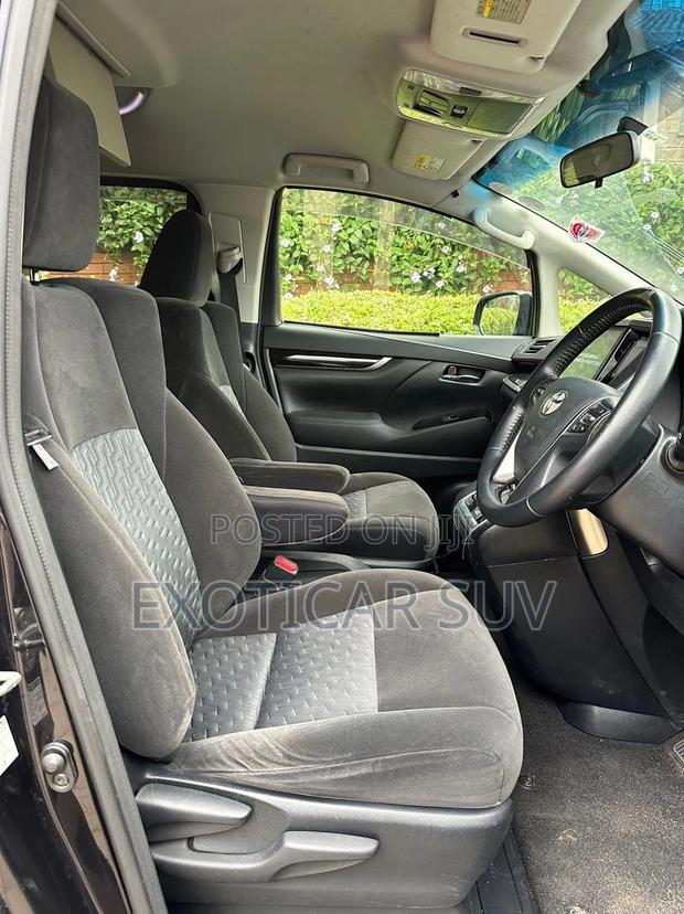 Toyota Alphard 2017 Black