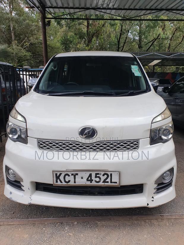 Toyota Voxy 2012 White