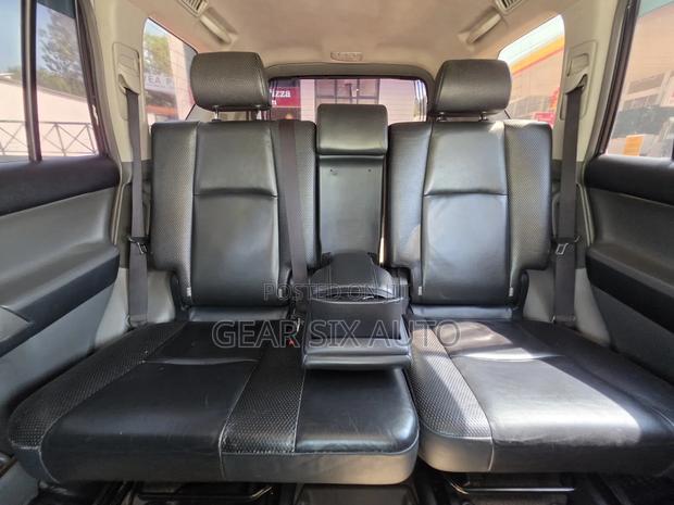 Toyota Land Cruiser Prado 2012 White