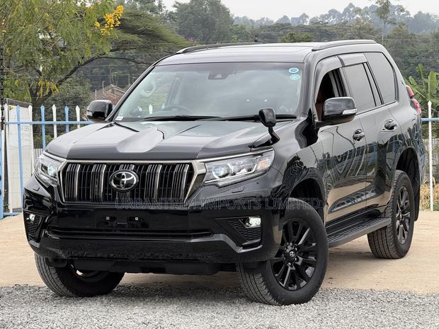 Toyota Land Cruiser Prado 2.8 2021 Black