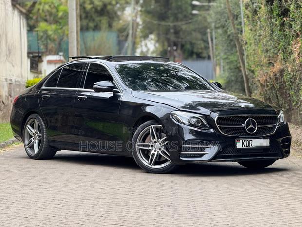 Mercedes-Benz E200 2017 Black