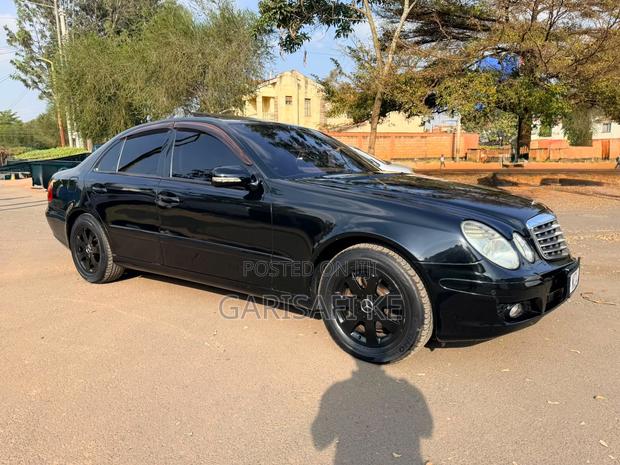 Mercedes-Benz E250 2008 Black