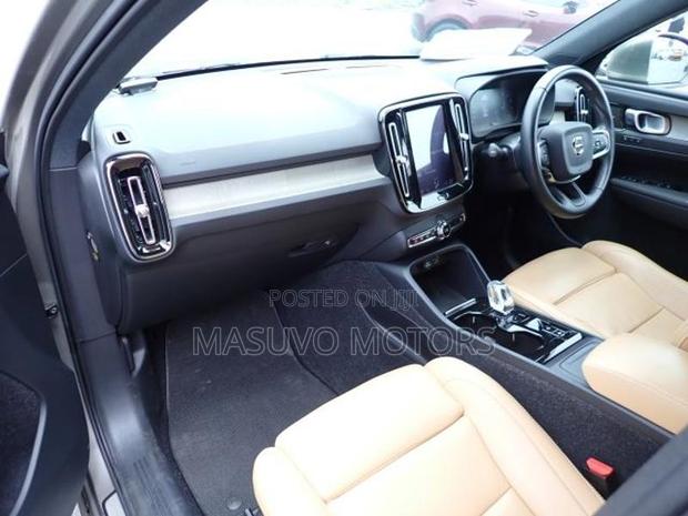 Volvo XC40 2020 Beige