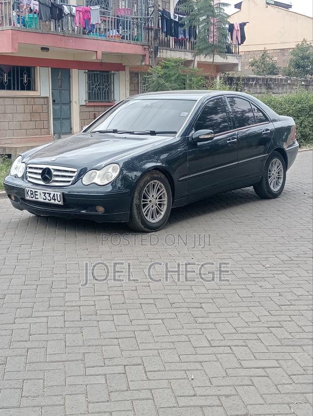 Mercedes-Benz C200 2001 Green