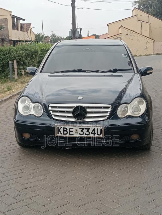 Mercedes-Benz C200 2001 Green