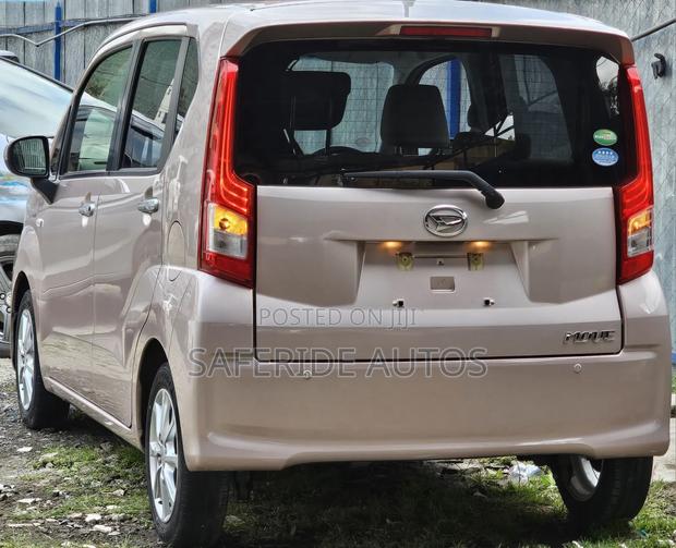 Daihatsu Move 2019 Gold