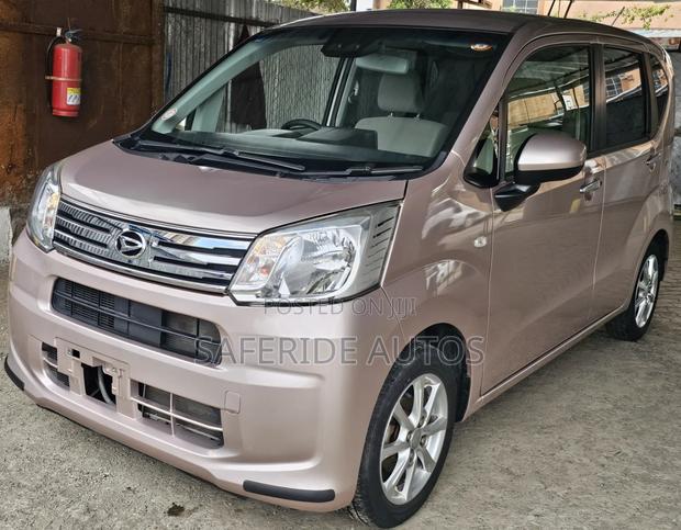 Daihatsu Move 2019 Gold