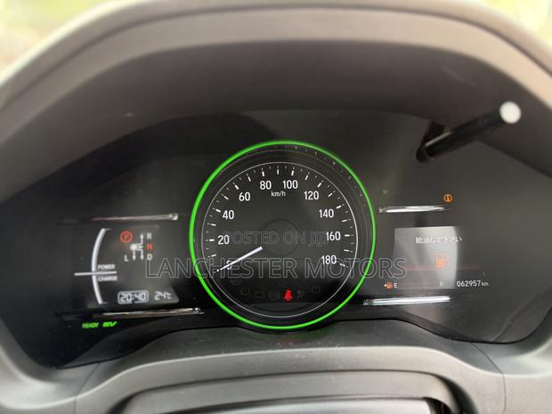 Honda Vezel 1.5 Hybrid 2WD 2019 White