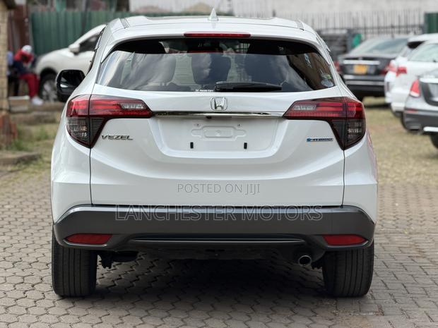 Honda Vezel 1.5 Hybrid 2WD 2019 White
