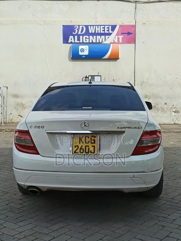 Mercedes-Benz C200 2010 White