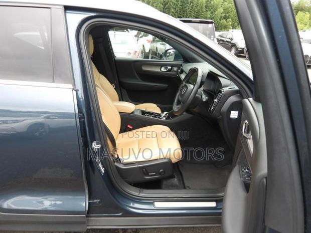 Volvo XC40 2019 Blue