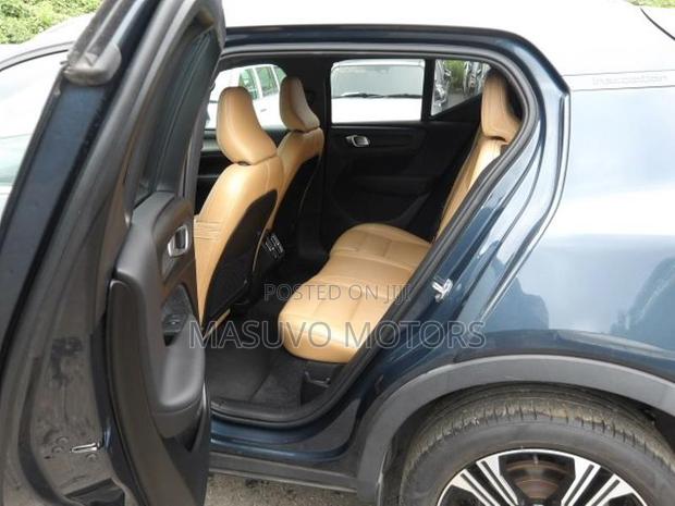 Volvo XC40 2019 Blue