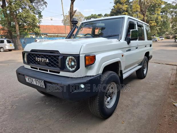 Toyota Land Cruiser 79 Series 2008 White