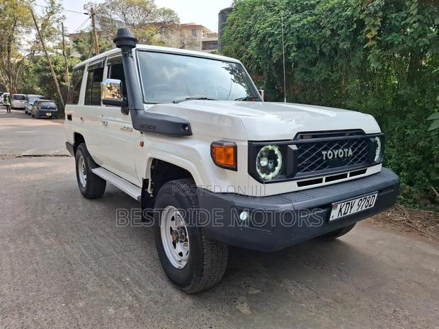 Toyota Land Cruiser 79 Series 2008 White