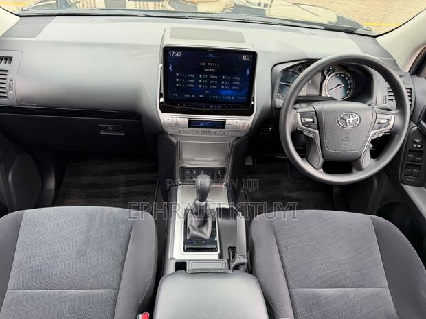 Toyota Land Cruiser Prado 2019 Black
