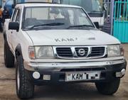 Nissan Hardbody 2004 White for sale