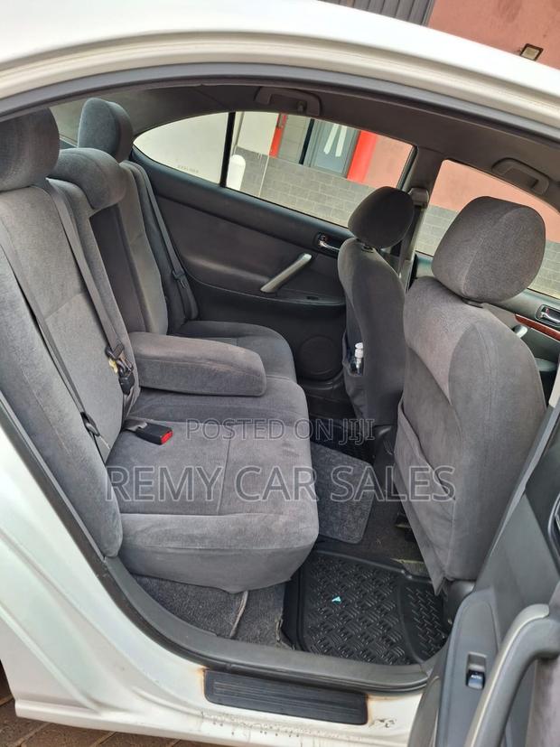 Toyota Premio 2002 White
