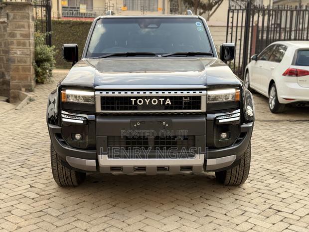 Toyota Land Cruiser Prado 2024 Black